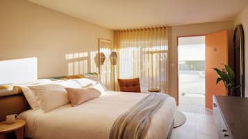 Ropa de cama de alta calidad y escritorio