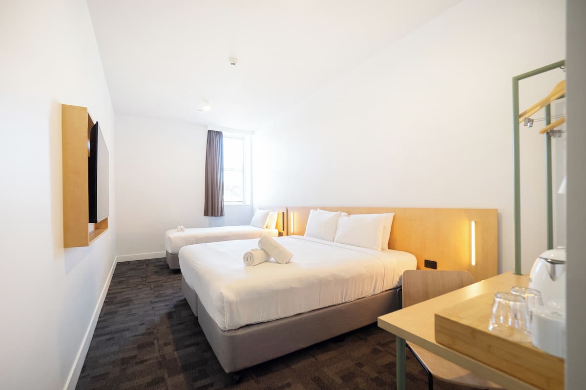 King Plus One with Ensuite