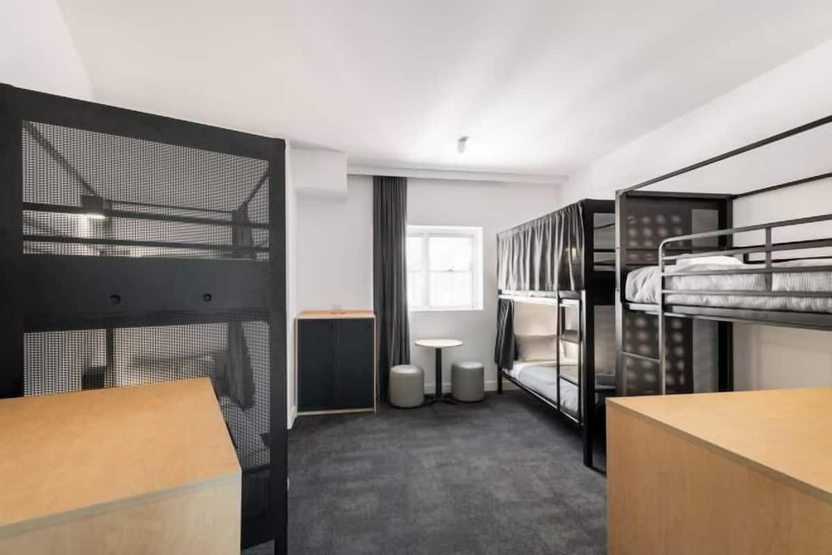 1 bedroom, blackout curtains, free WiFi, bed sheets