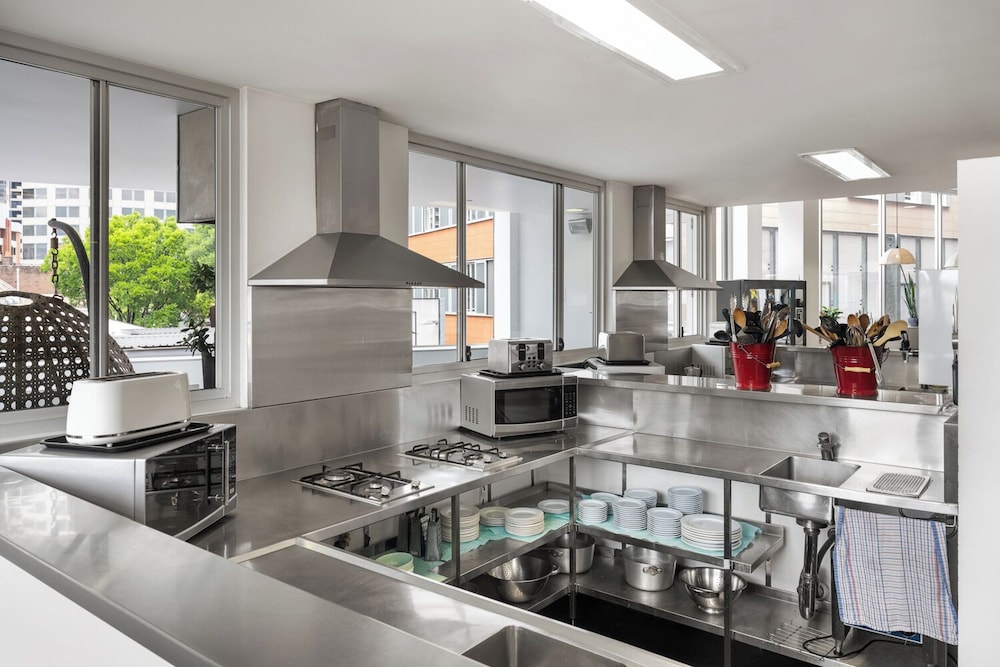 YHA Sydney Harbour - The Rocks by null