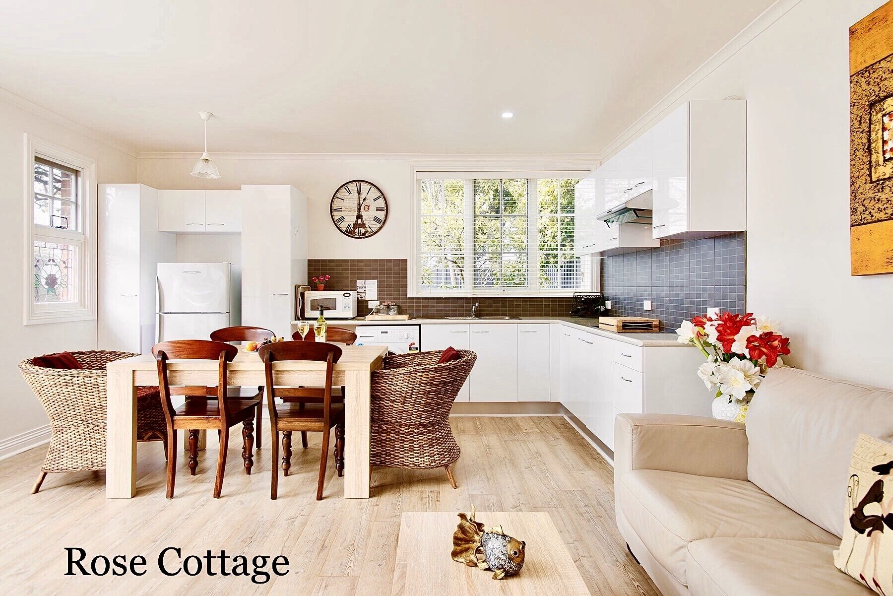 Standard Suite, 1 Bedroom, Kitchenette (Rose Cottage) | In-room safe, laptop workspace, soundproofing, free WiFi