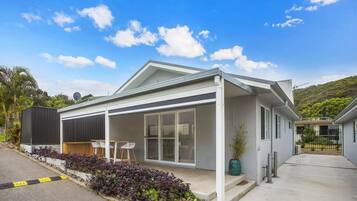 Premium Villa | Blackout curtains, iron/ironing board, free WiFi