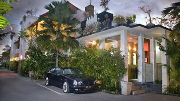 Front of property – evening/night