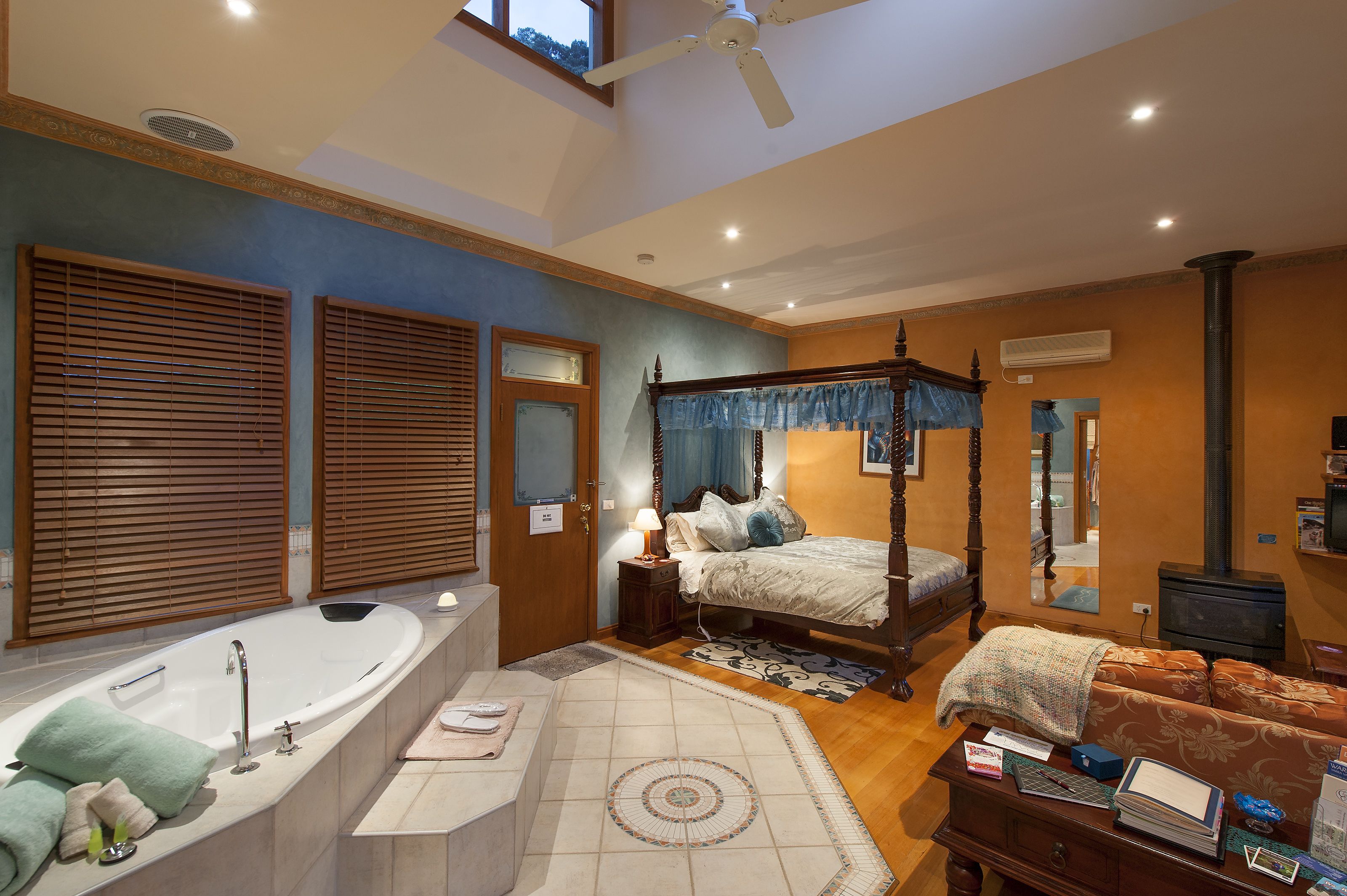 Deluxe Studio, Non Smoking, Kitchen (Ellas Cottage) | Living area | 42-inch flat-screen TV with digital channels, LED TV, fireplace