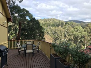 Huis, 2 slaapkamers, niet-roken, uitzicht op rivier | Balkon
