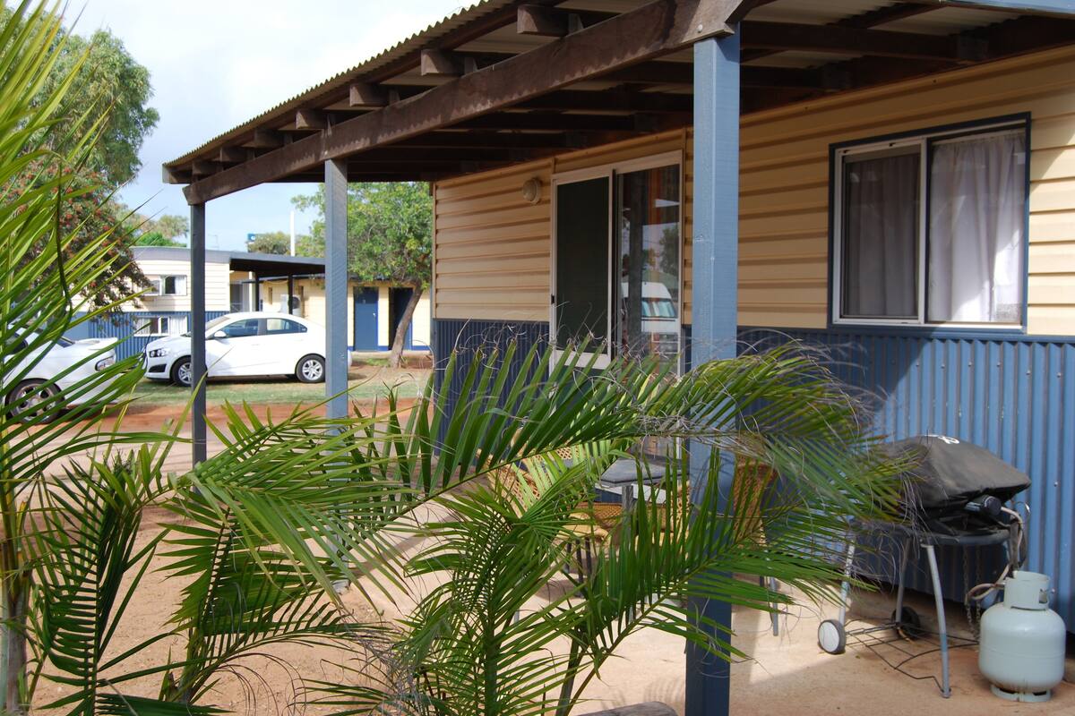 Basic-Suite, 1 Schlafzimmer, Nichtraucher, Küche (Ensuite Cabin) | Kostenloses WLAN, Bettwäsche