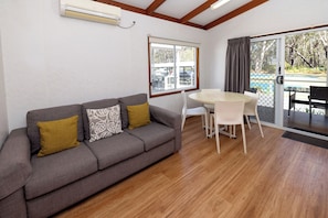 Cabane Familiale, 2 chambres, cuisine (Family Cab 4*) | Coin séjour