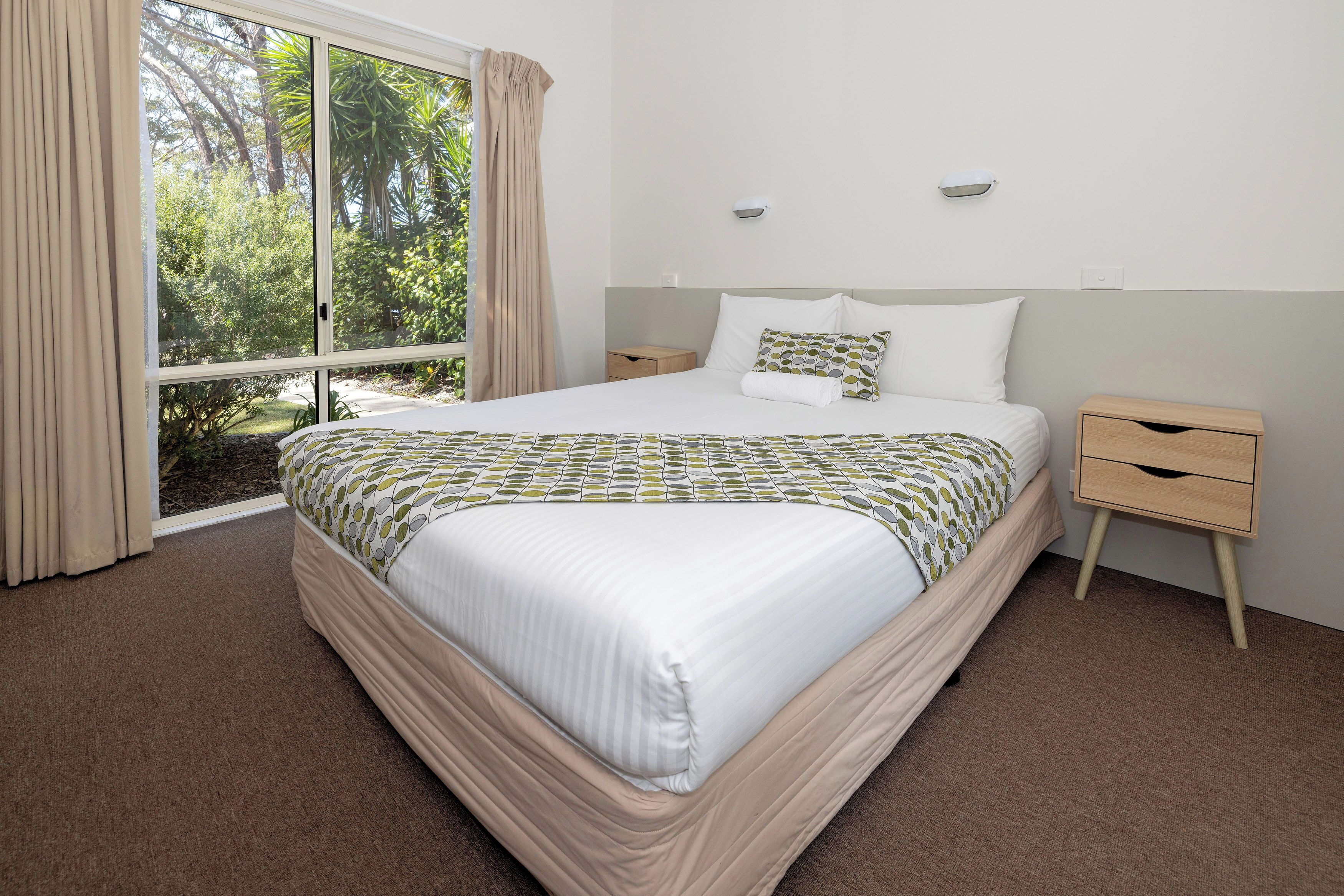 Standard Villa, 2 Bedrooms, Kitchen (Main Beach Villa 4.5*) | WiFi, bed sheets