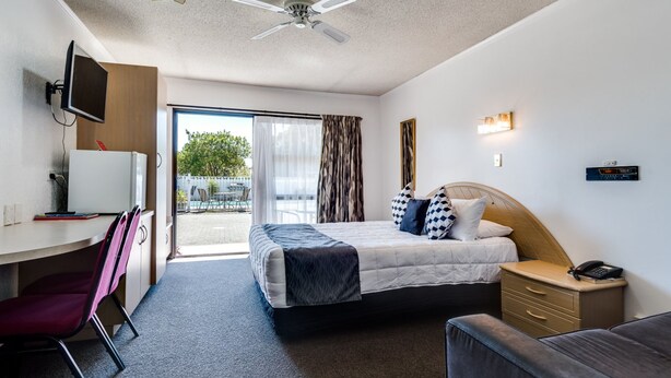 Room - Ace High Motor Inn (Napier)