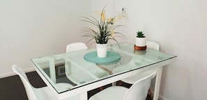 Appartement Standard, 1 chambre, cuisine | Restauration dans la chambre