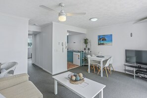 Appartement Standard, 1 chambre, cuisine | Coin séjour