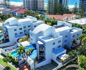 Unclassified image, 4 of 85, button - Surfers Beach Resort 2 (Surfers Paradise)