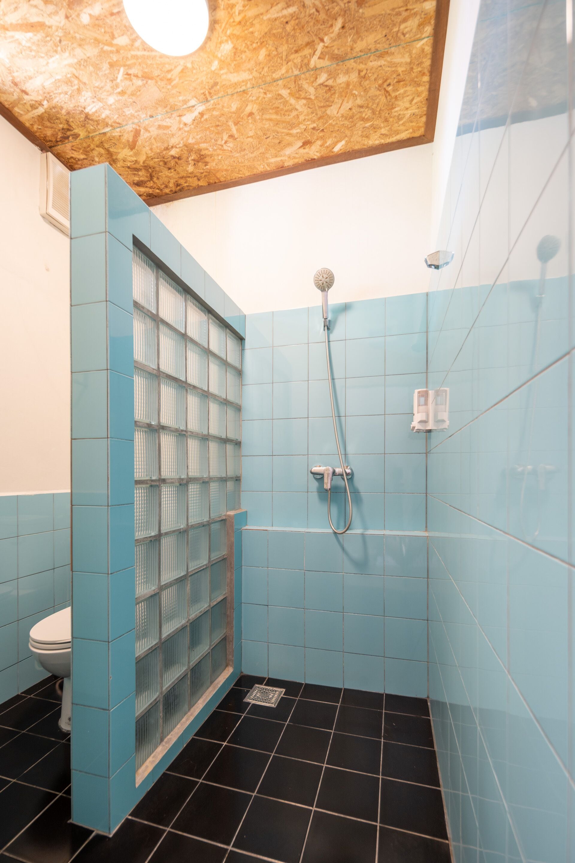 stage 1 king with balcony | bathroom | shower, free toiletries, towels