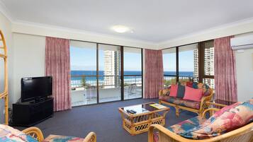 Apartamento standard, 2 quartos, para não fumantes, cozinha | Sala de estar | TV de tela plana, DVD player, mesa de pingue-pongue