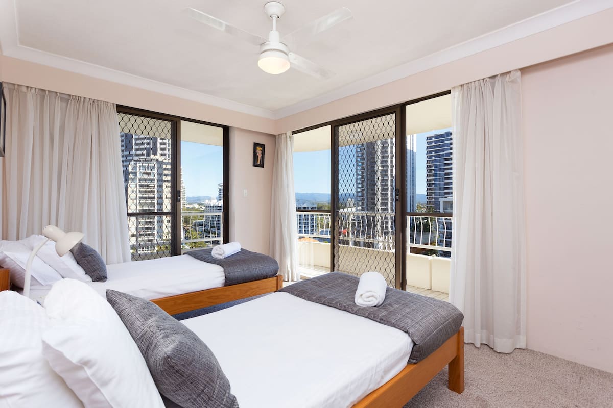 1 bedroom, soundproofing, iron/ironing board, free WiFi