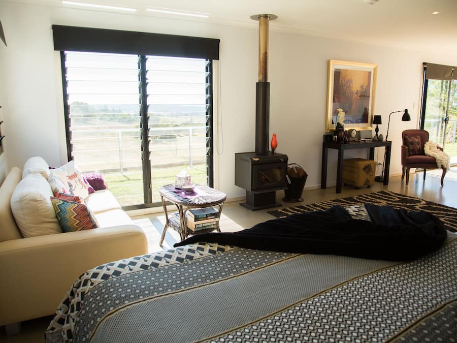 Purple Retreat Cottage | 1 bedroom, premium bedding, individually decorated