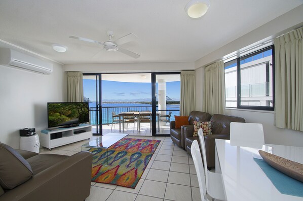 スタンダード アパートメント ベッドルーム (複数) 禁煙 キッチン (3 Bedroom Level 3) | リビングルーム | 薄型テレビ、DVD プレーヤー、iPod ドック