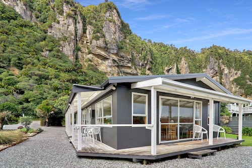 Punakaiki Beachfront Motels
