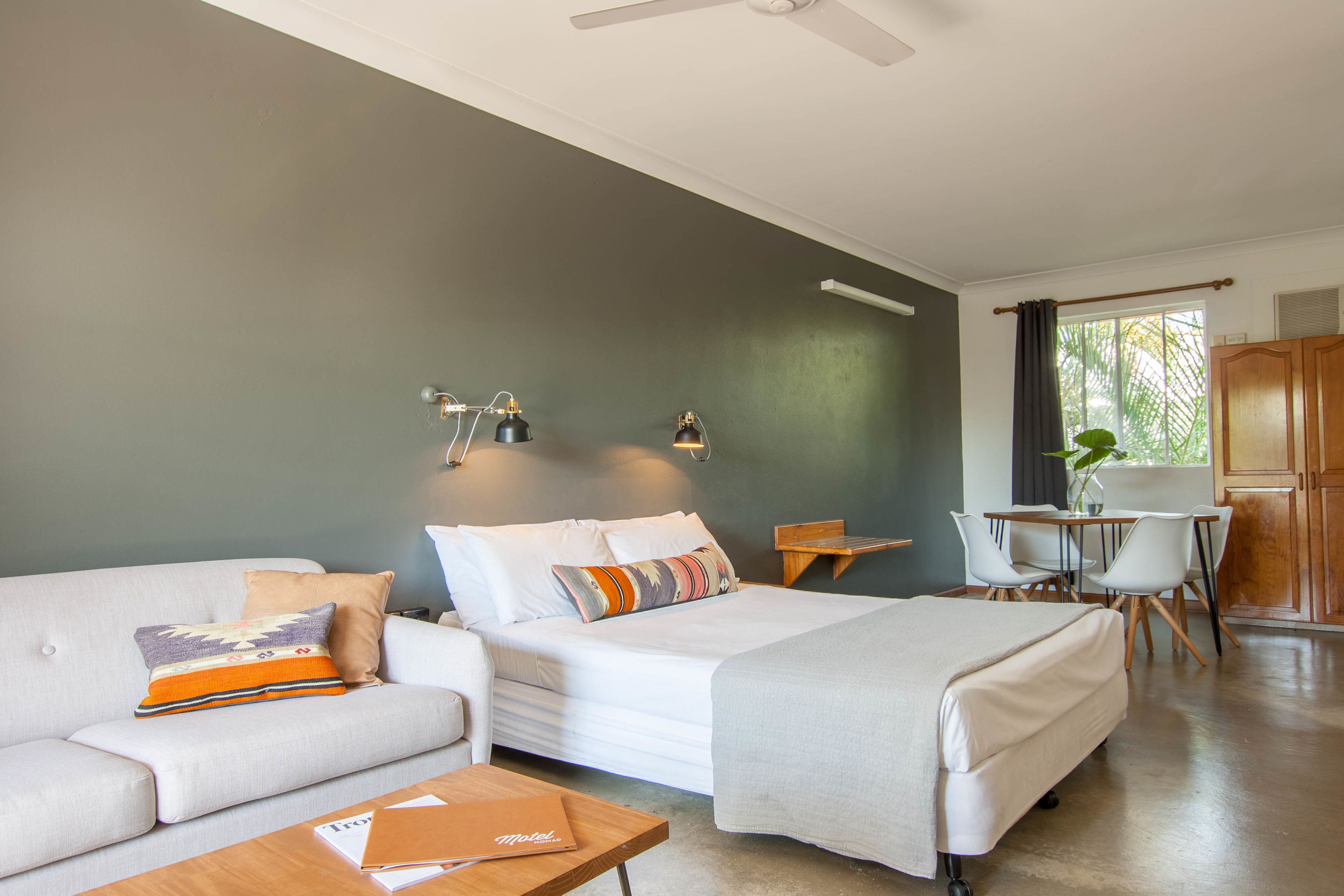 Suite (Queen Suite) | Cortinas opacas, tabla de planchar con plancha, wifi gratis