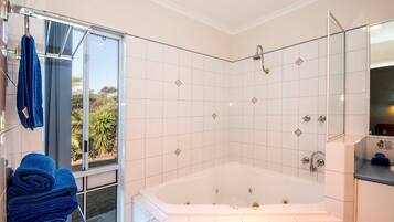 Spa Unit | Badezimmer