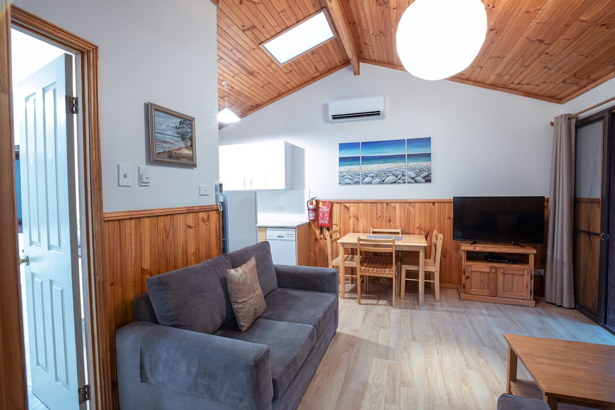 Cottage (Eco Spa)