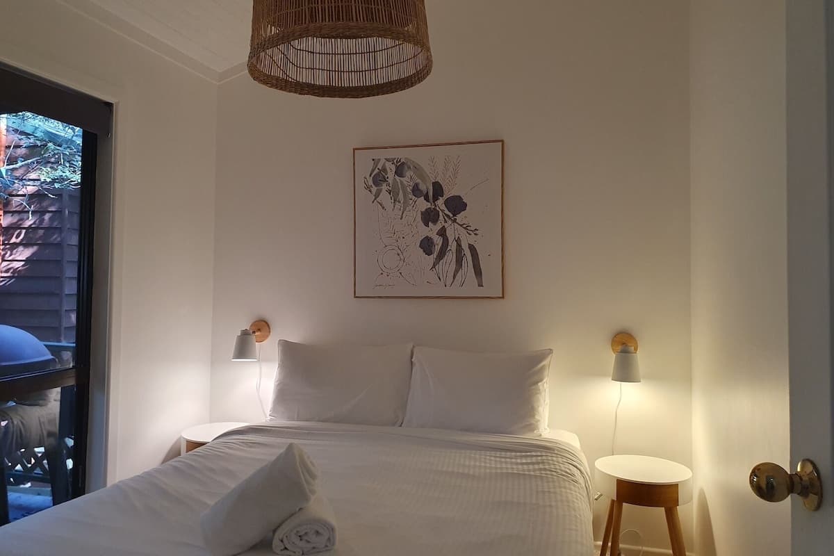 Eco Cottage | 1 bedroom, premium bedding, soundproofing, iron/ironing board