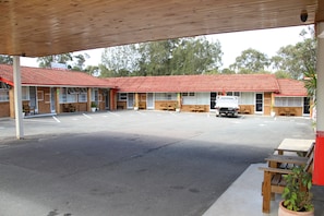 Façana frontal de l'allotjament