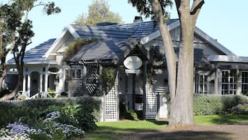 EntrĂ©e de lâhĂ©bergement