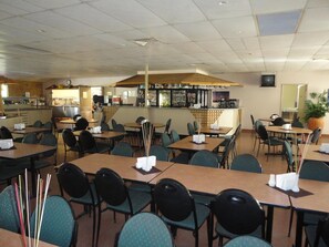 Café da manhã e jantar