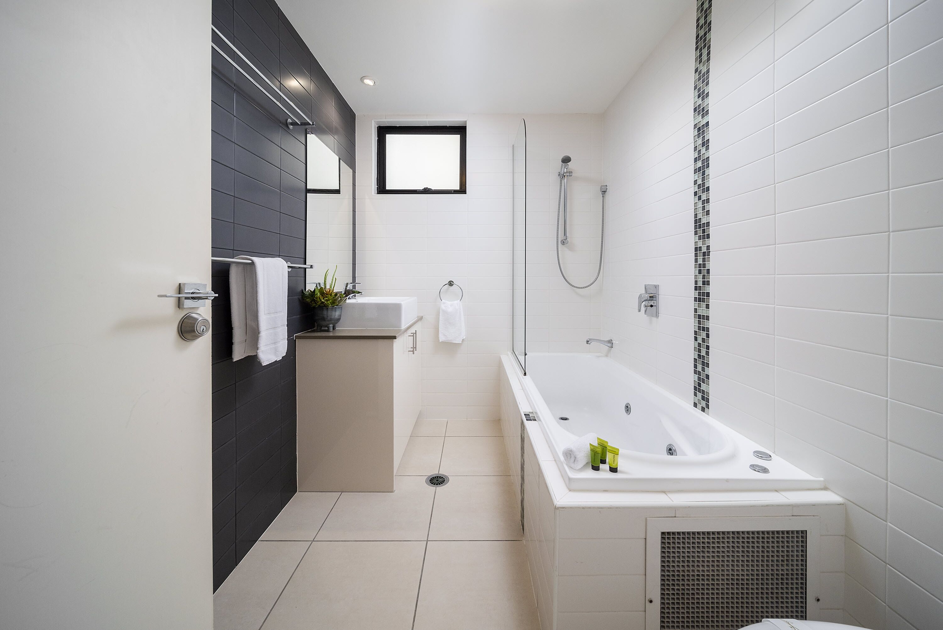 The Bay Apartments — image 11