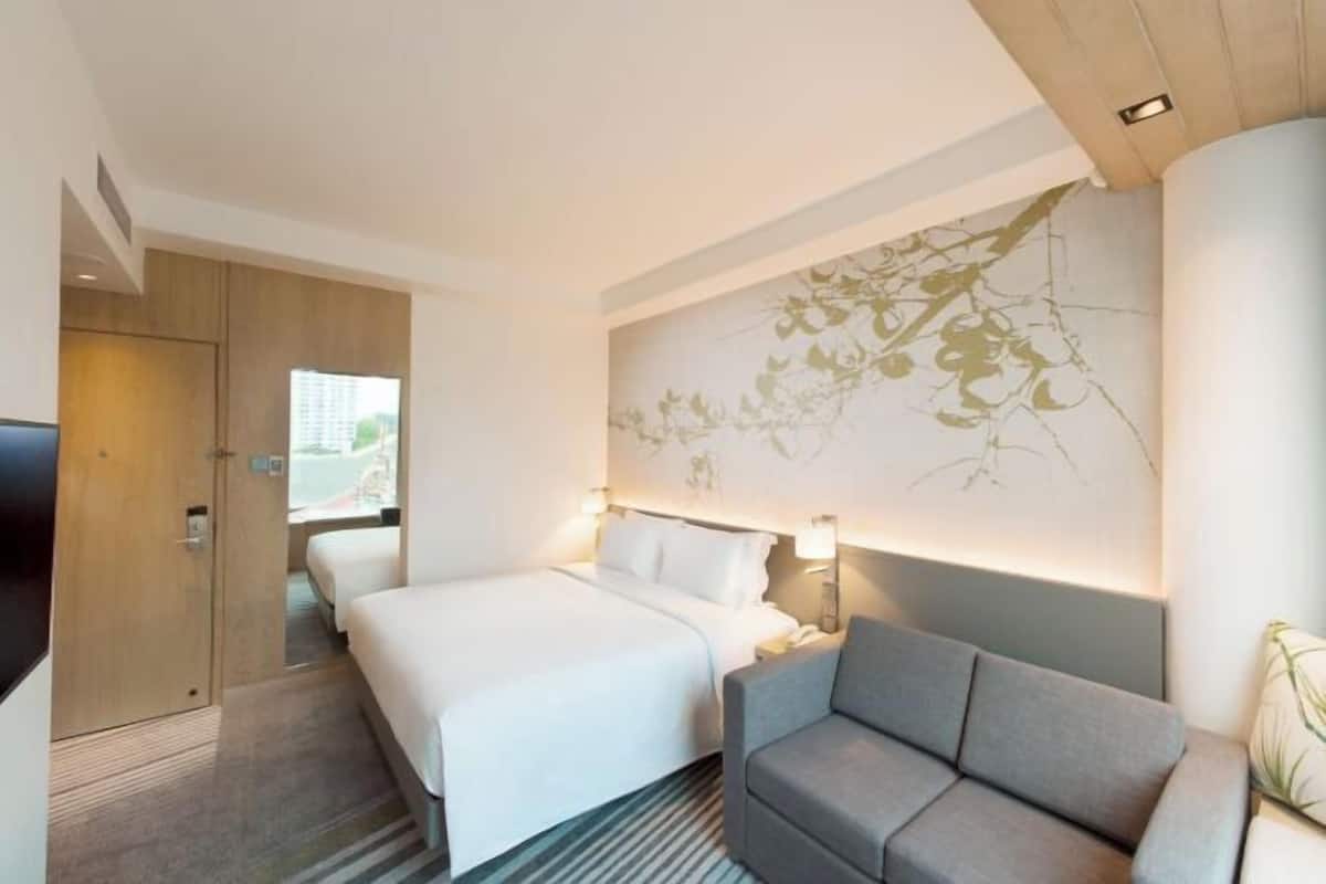 1 bedroom, in-room safe, desk, laptop workspace