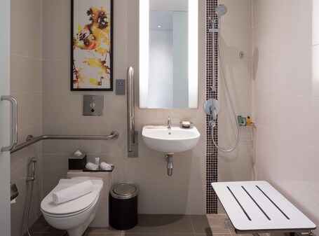 Hilton Garden Inn Singapore Serangoon - Image 19