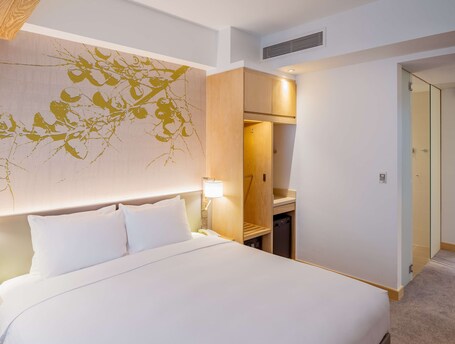 Hilton Garden Inn Singapore Serangoon - Image 36