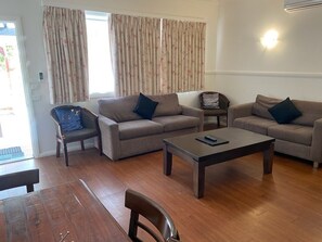 Standard Suite, Multiple Bedrooms, Kitchen | Private kitchen