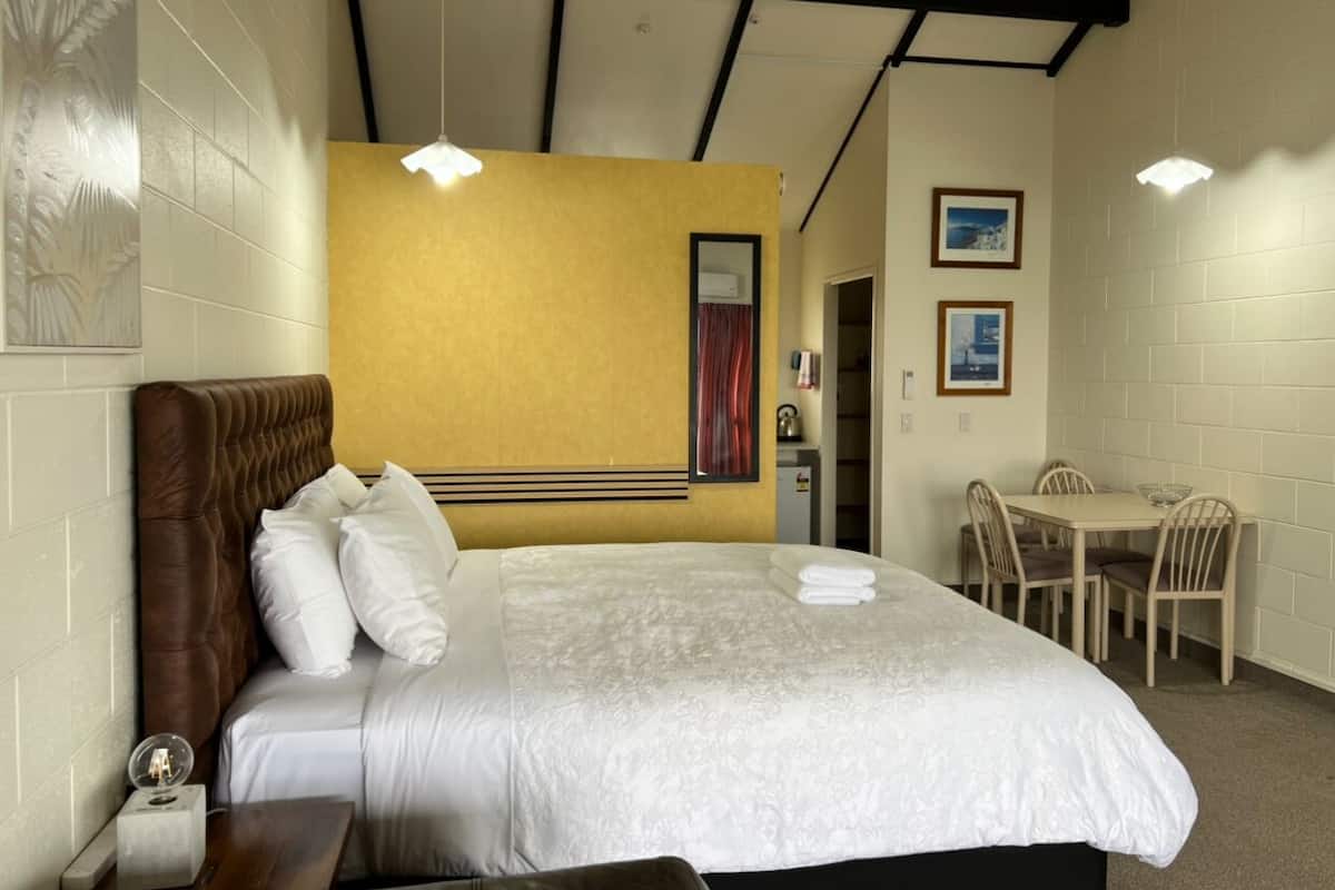 Studio Standar, Bebas Asap Rokok (2nd Floor Large Studio) | 1 kamar tidur, setrika/meja setrika, Wi-Fi gratis, dan seprai linen