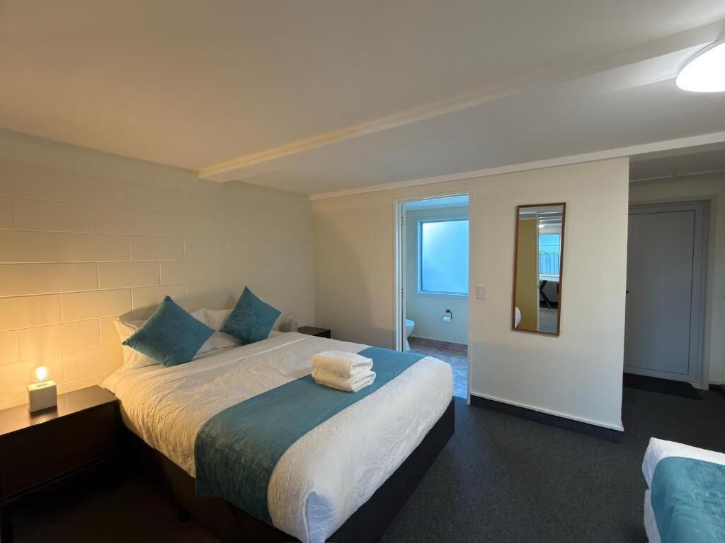 One Bedroom Studio