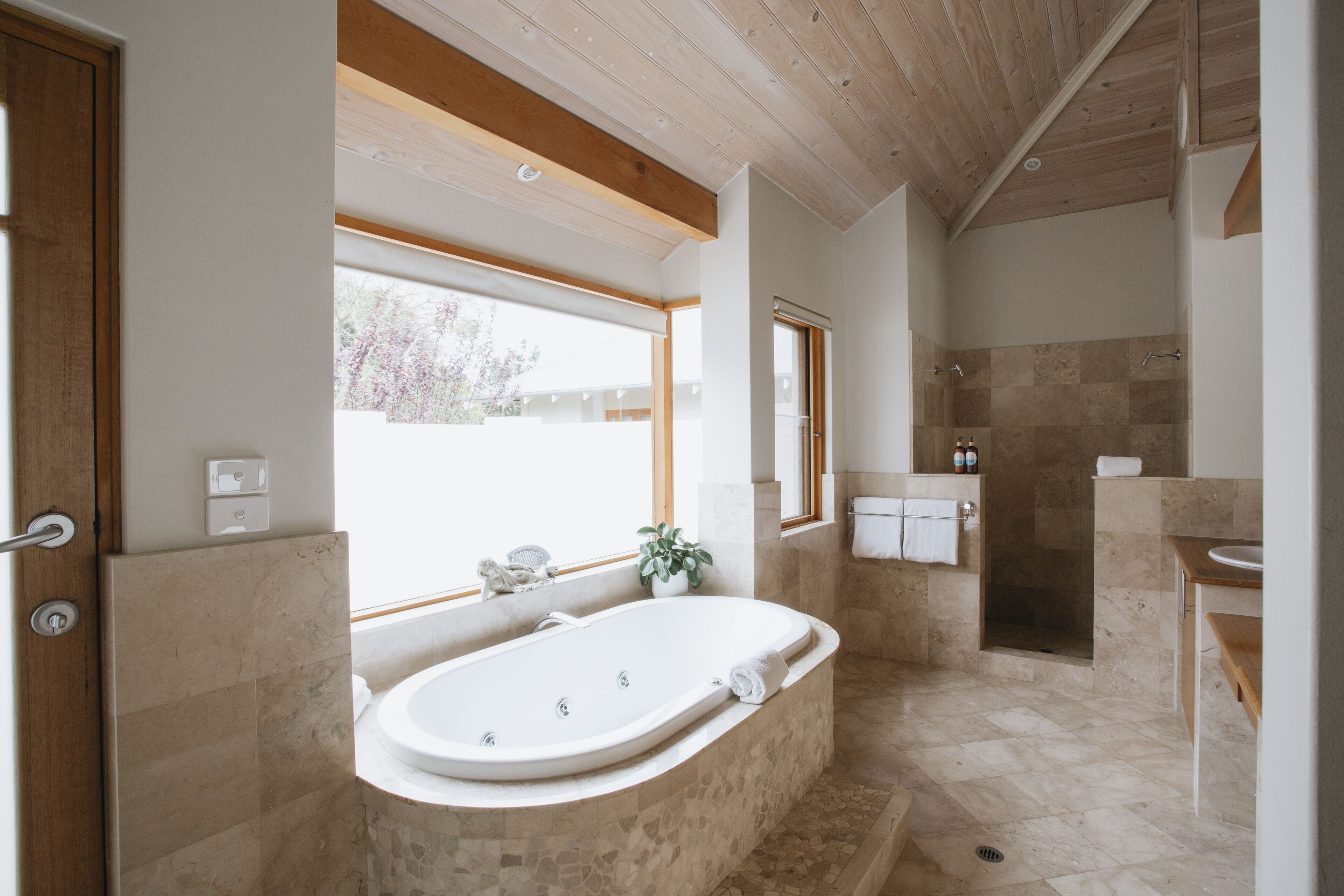 Yallingup Villas — image 17