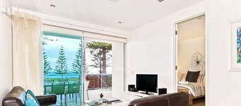 Breeze Beachfront Apartments