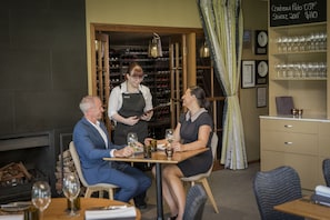 Breakfast, lunch and dinner served  - Spicers Vineyards Estate (Pokolbin)