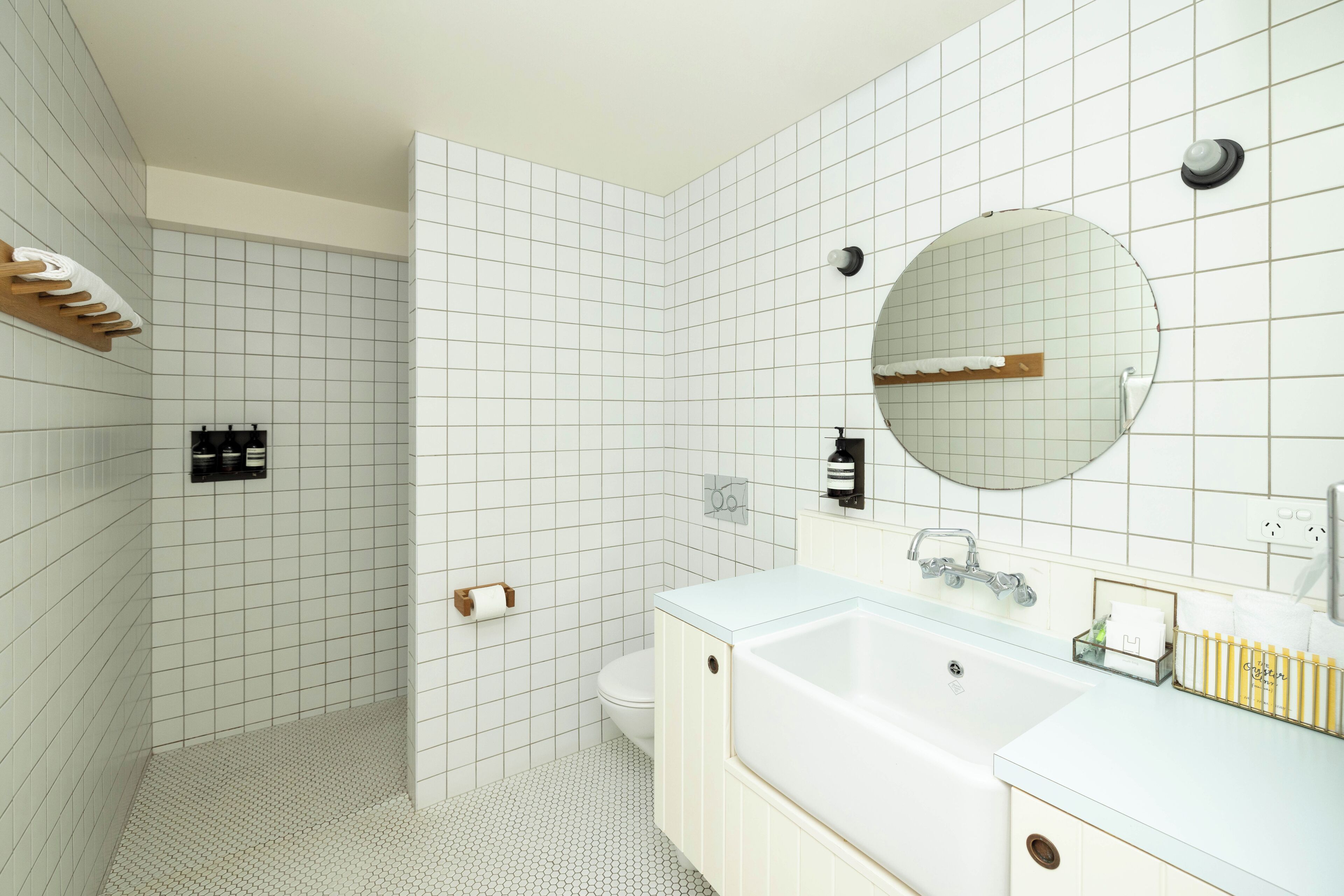 Standard Room, Non Smoking (Room 3) | Bathroom sink