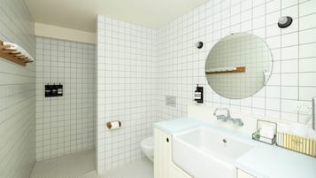 Standard Room, Non Smoking (Room 3) | Bathroom sink