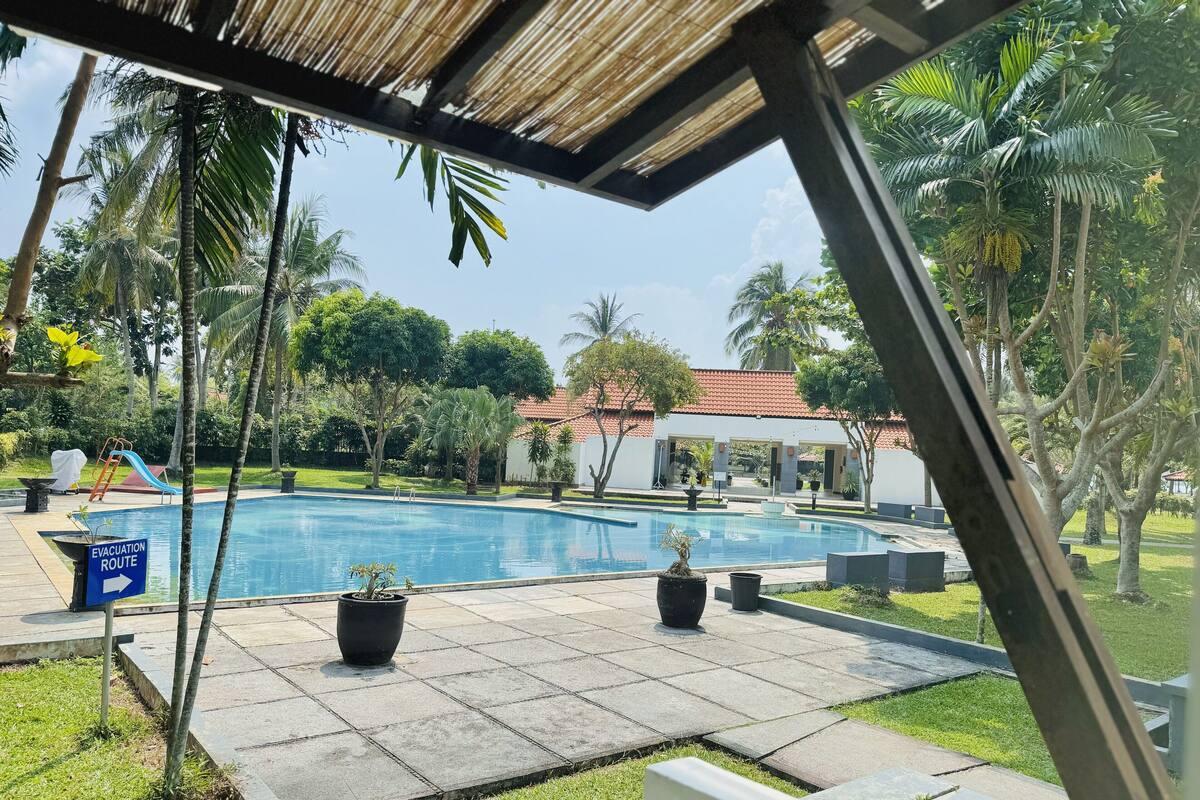 Phòng 2 giường đơn Superior (Hotel Pool View Twin) | Hiên
