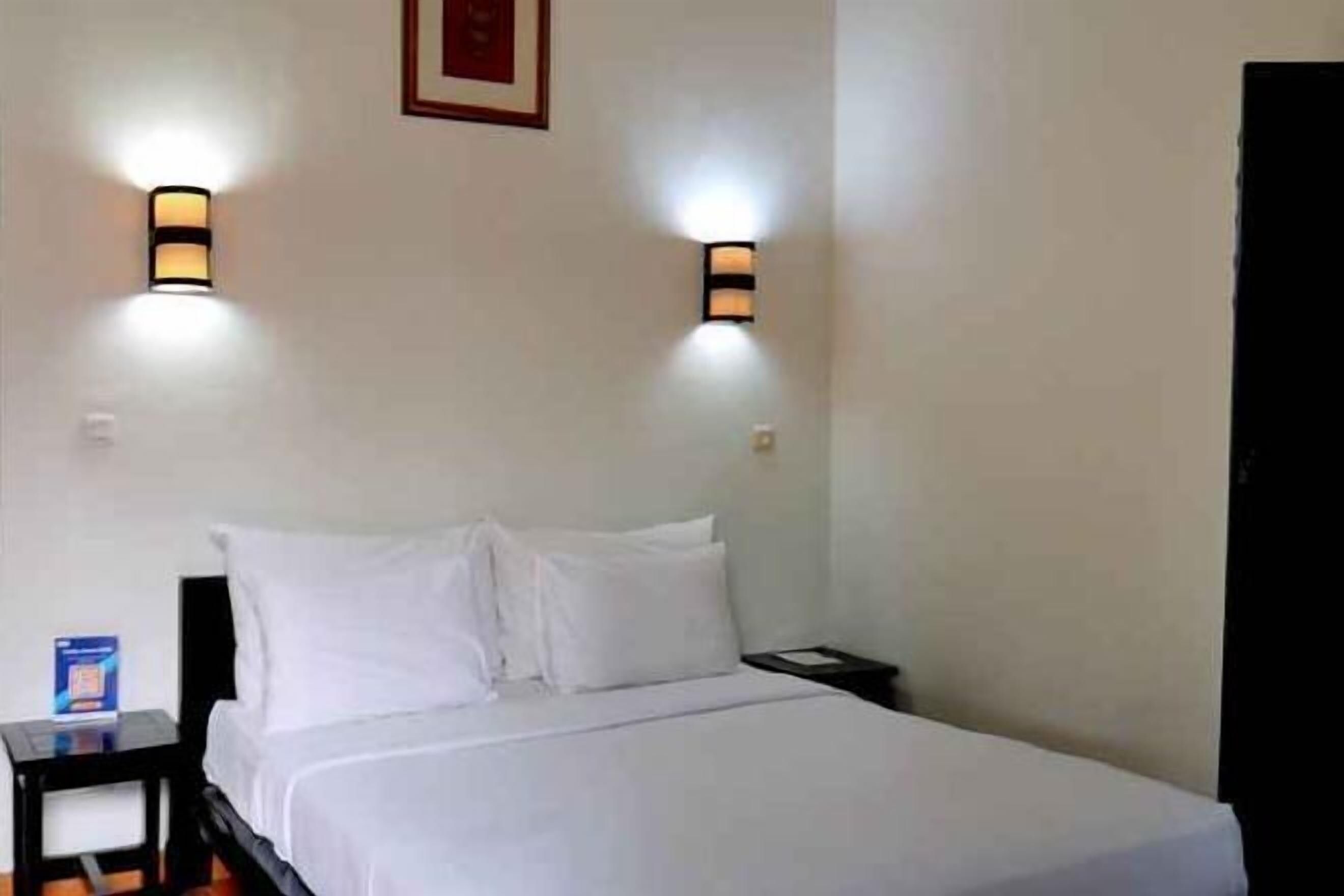 Minibar, Schreibtisch, laptopgeeigneter Arbeitsplatz, kostenloses WLAN