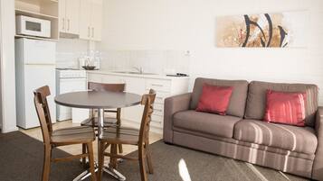 Suite estándar, 1 habitación, no fumadores, cocina (Apartment) | Wifi gratis y ropa de cama