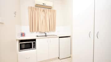 Fridge, microwave, coffee/tea maker, electric kettle