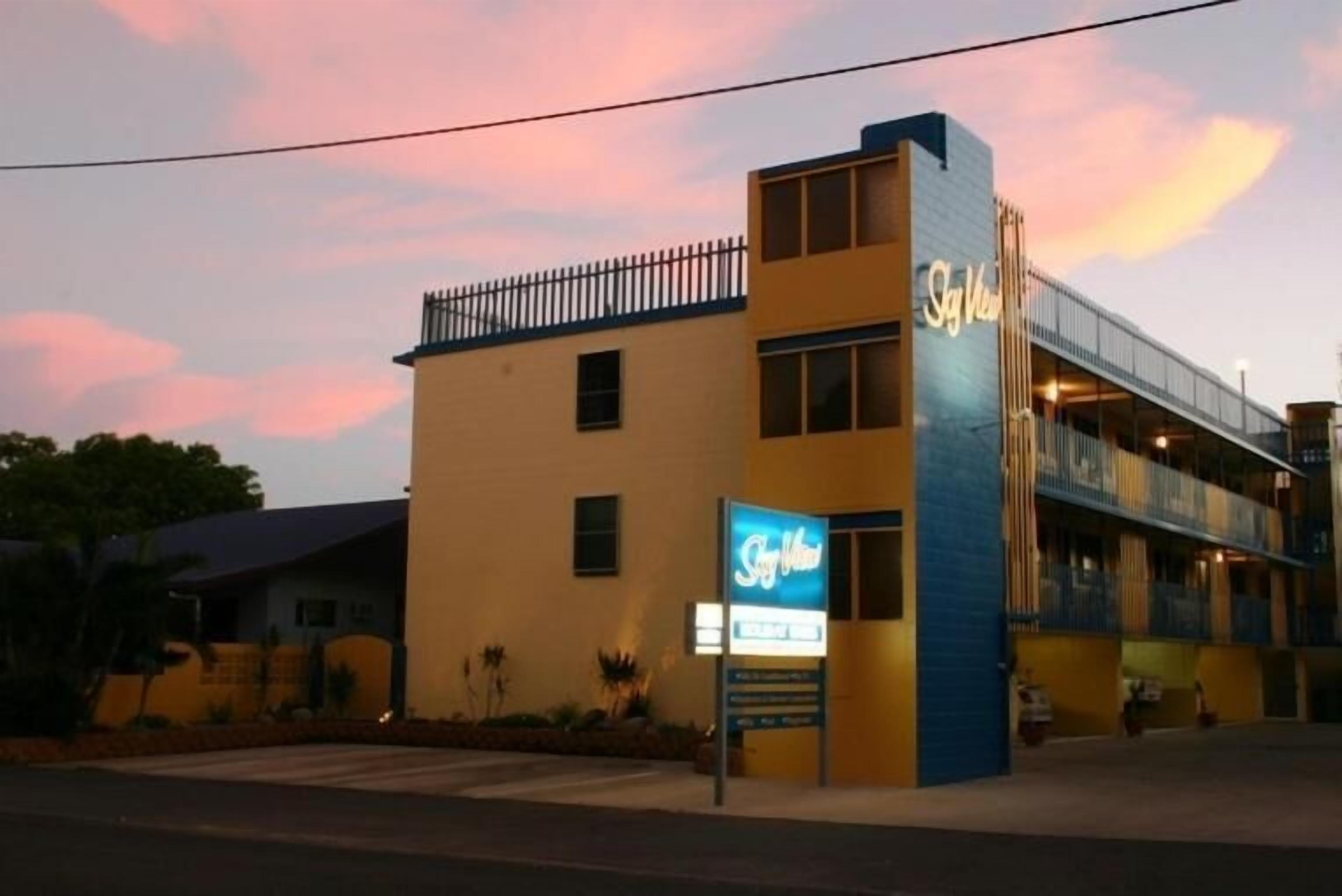 Sky View Units — image 30