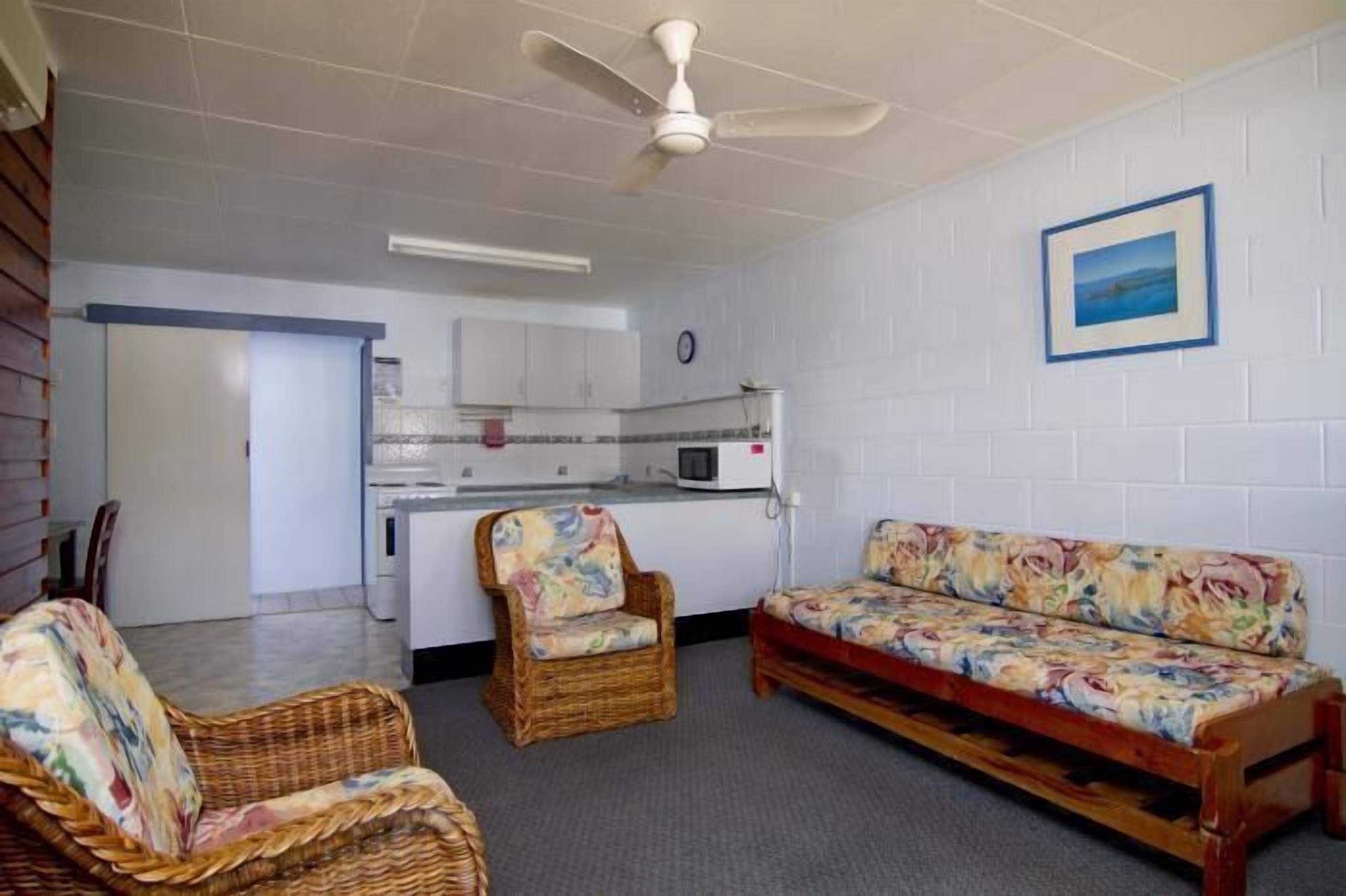 Sky View Units — image 22