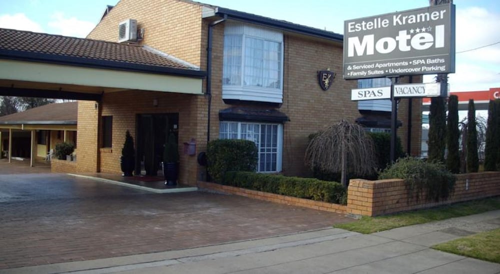 Estelle Kramer Motor Inn photo 4