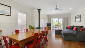 In-room dining - Cape Otway Lightstation (Cape Otway)