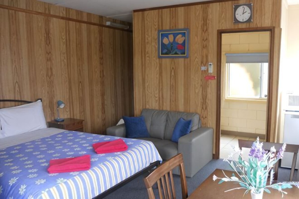 One Bedroom Standard Family Room